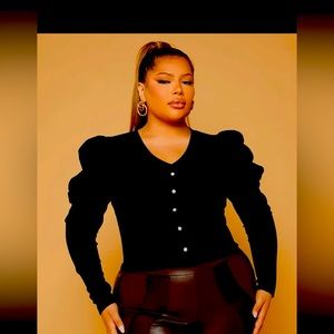 NWT! Plus Gigot Sleeve Faux Button Tee